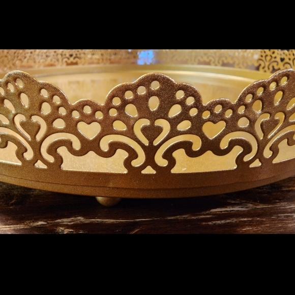 1-Gold Metal Round Cupcake Stand Vanity Display Cake Holder Dessert Tray - Picture 4 of 4